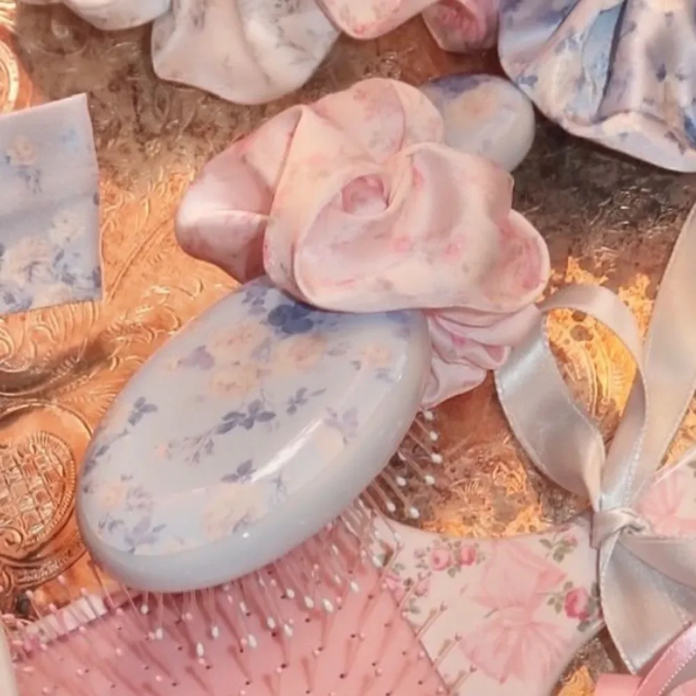 Love Shack Fancy  Paddle Mini Detangler
Hair Brush - Everblooming Rosettes - Picture 2 of 12